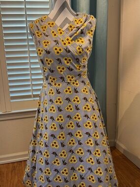 Lindy Bop Gray Midi Dress with Yellow Sunflower Print